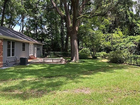 2nd image of 2329 Limerick Dr