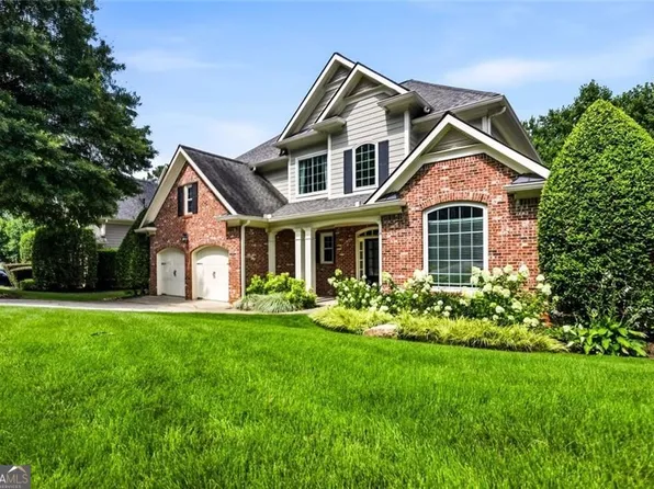4066 Hill House Rd SW, Smyrna, GA 30082