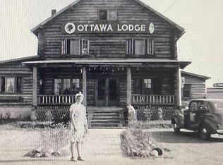 4586 Golden Glow Rd, Kenton, MI 49967