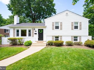 8404 Crowley Pl, Alexandria, VA 22308