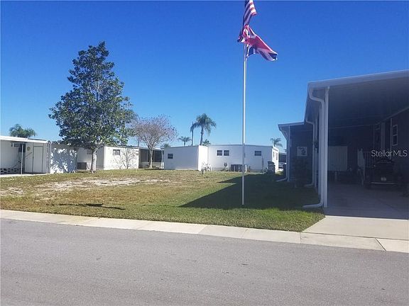 3rd image of 82107 A St Unit 107