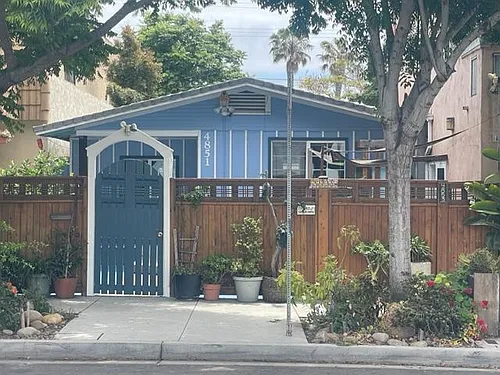 4851 Voltaire St Photo 1
