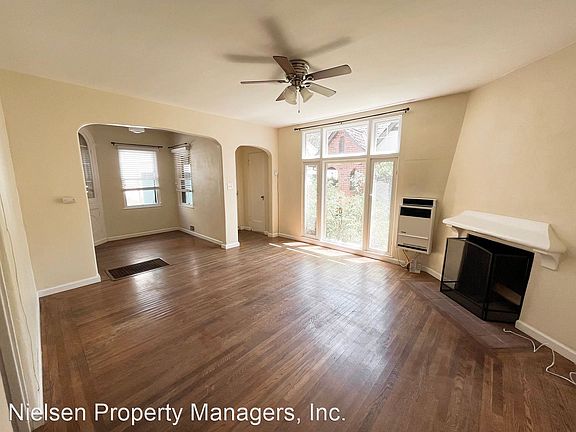 3rd image of 2309 H St APT D