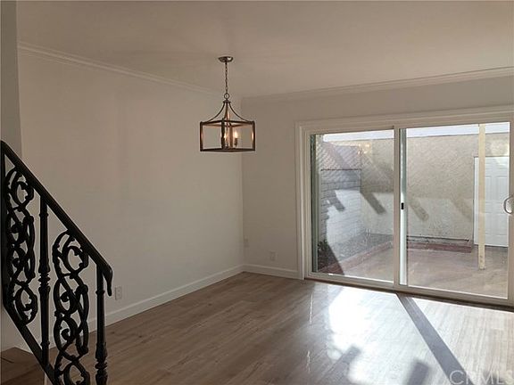 4th image of 5175 Victoria Pl