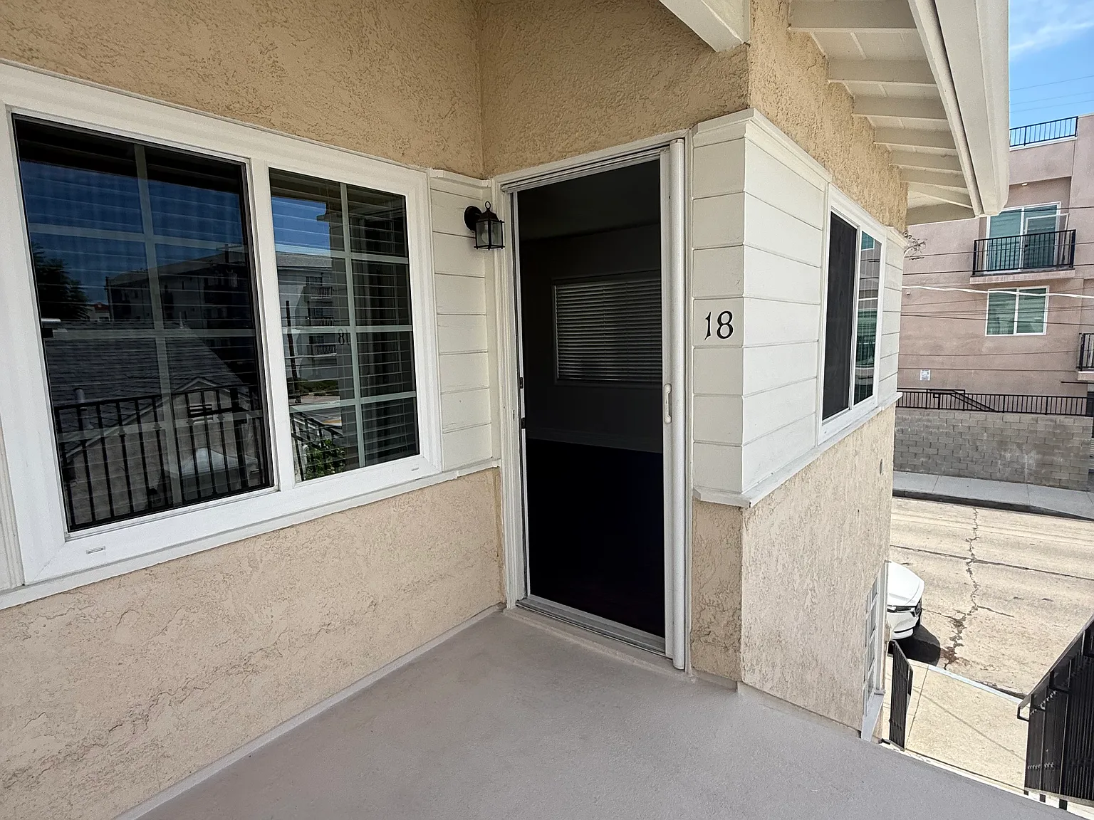 1 bed, 600 sqft, $1,850 — Photo 3