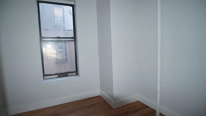 Rented by BRICK & GALO REALTY CORP | media 10