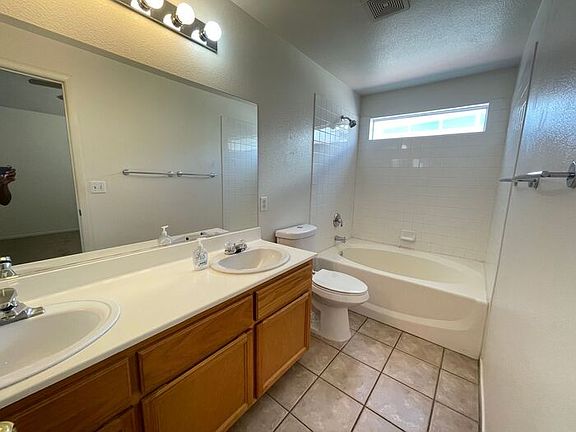 4th image of 3641 Wild Willow St