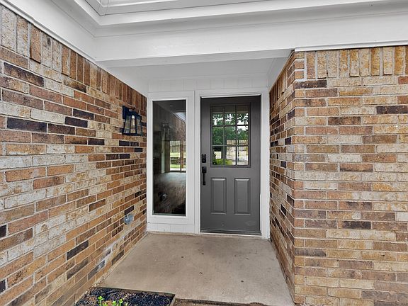 5th image of 5329 Baker Ct #1
