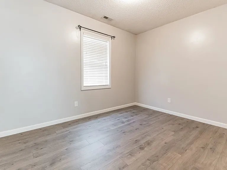 106 Waterfall Dr — Photo 19