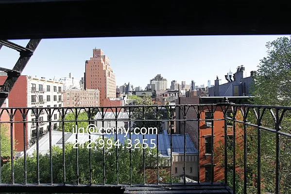 Rented by City Connections Realty | media 5