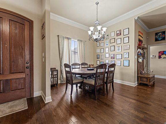 5th image of 28049 Foxfire Ave