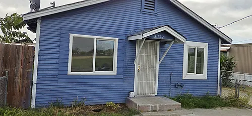 3700 Collins Rd Photo 1