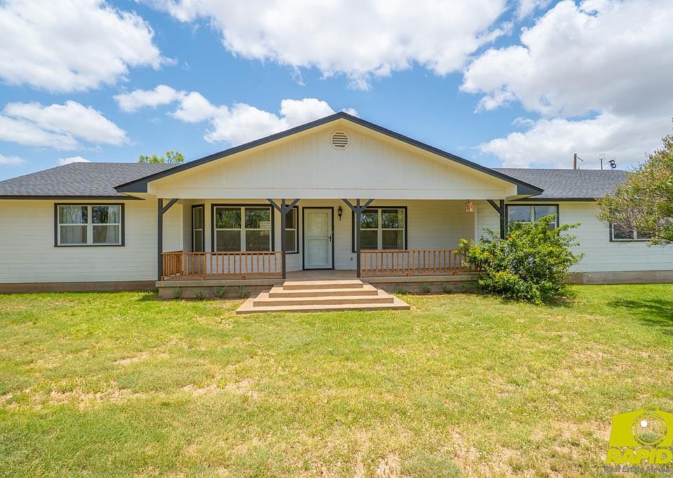 1st image of 10561 Twin Lakes Ln
