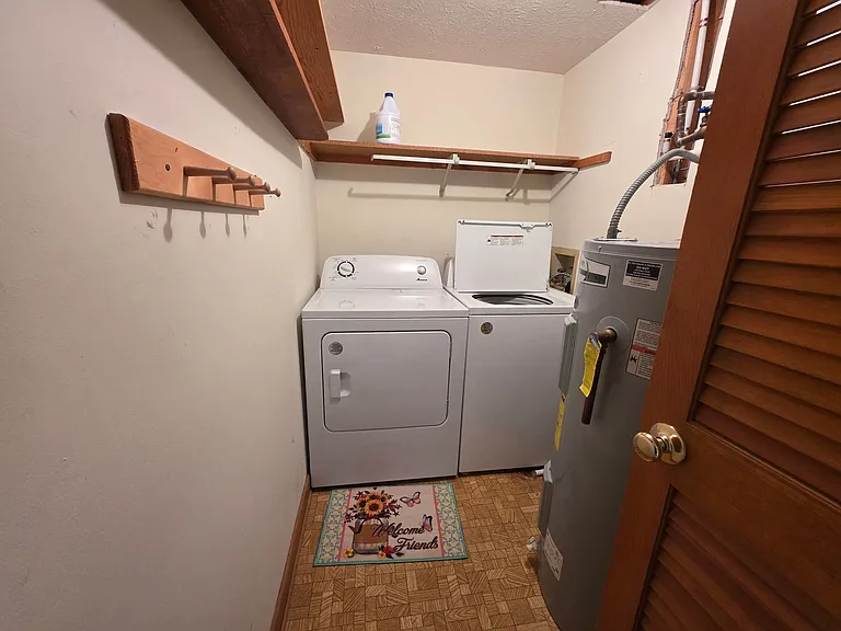 42 Cavalier Ct — Photo 10