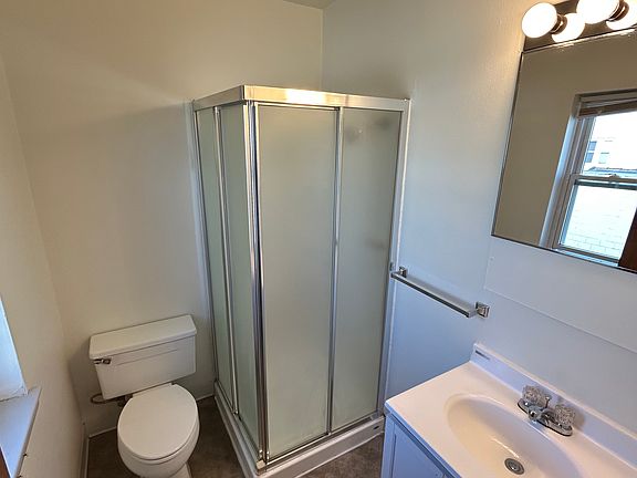 3rd image of 4613 W National Ave