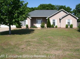 37 Honeysuckle Way, Fort Mitchell, AL 36856
