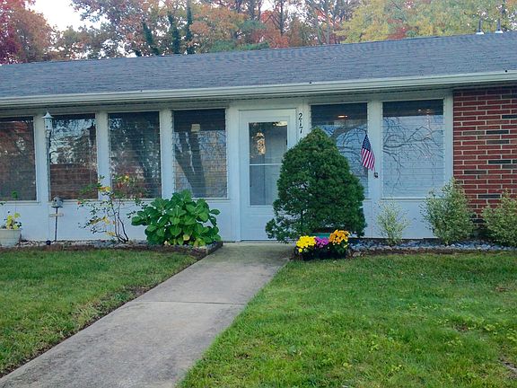 2nd image of 217 Buckingham Court #C