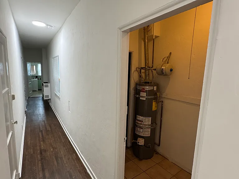 1874 S Redondo Blvd #1874 — Photo 33