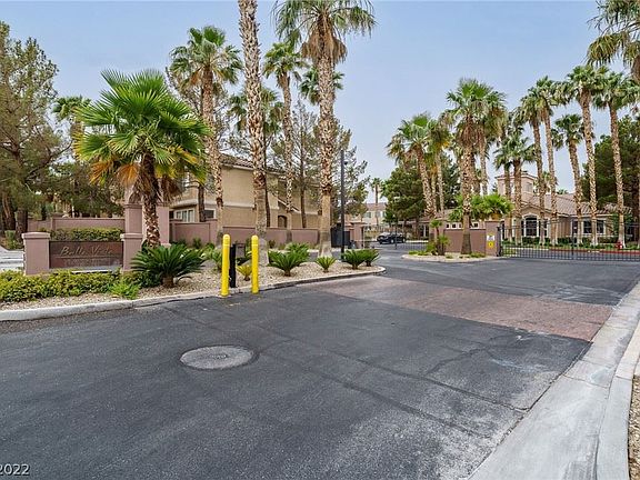 3rd image of 251 S Green Valley Pkwy Unit 612