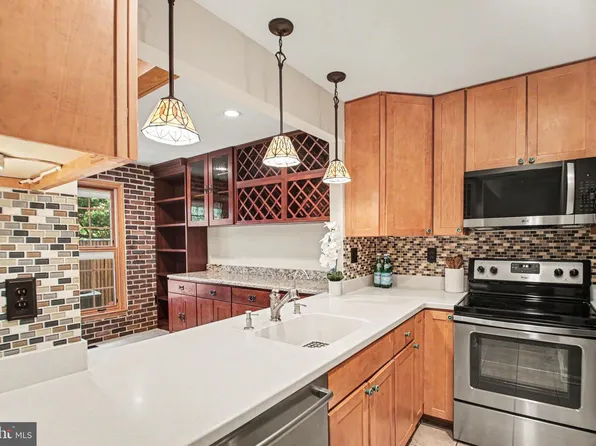2536 S Walter Reed Dr APT E, Arlington, VA 22206