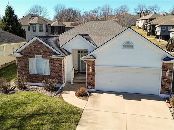 1904 S Davis Ave, Independence, MO 64057