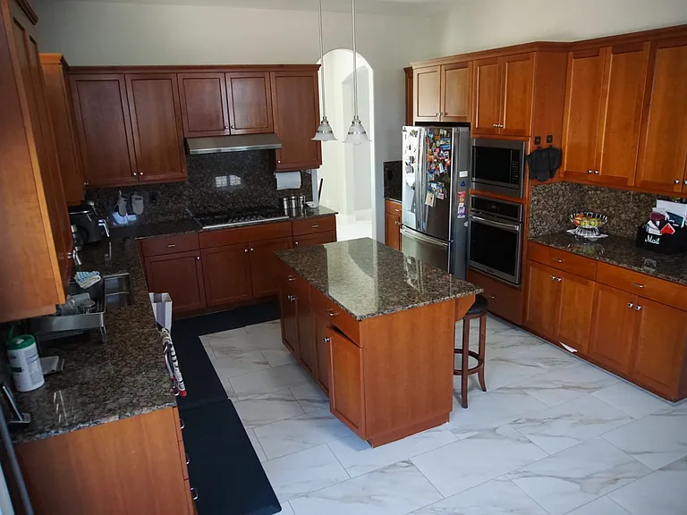 8833 Harding Hall Dr — Photo 12