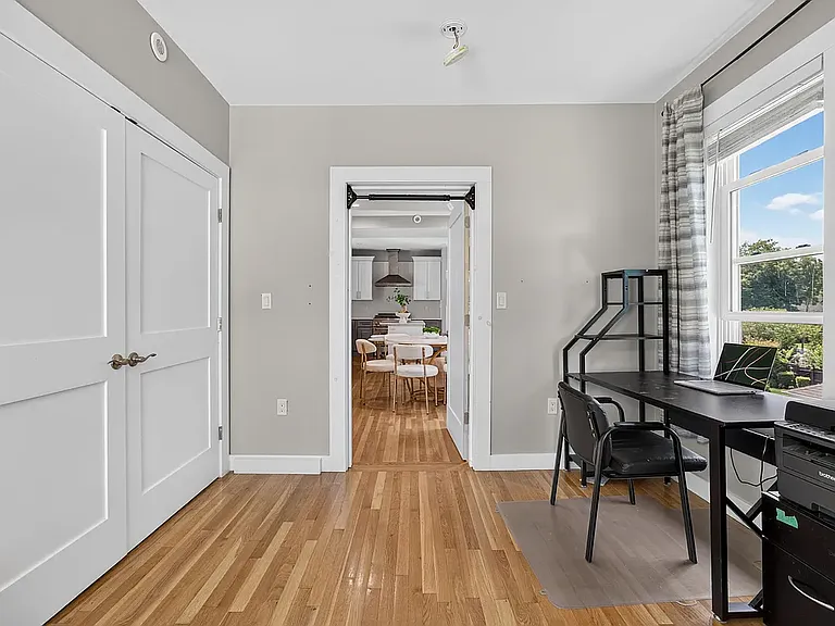 44 Worley St — Photo 5