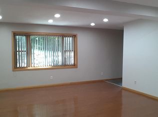 1809 Point Douglas Rd S, Saint Paul, MN 55119