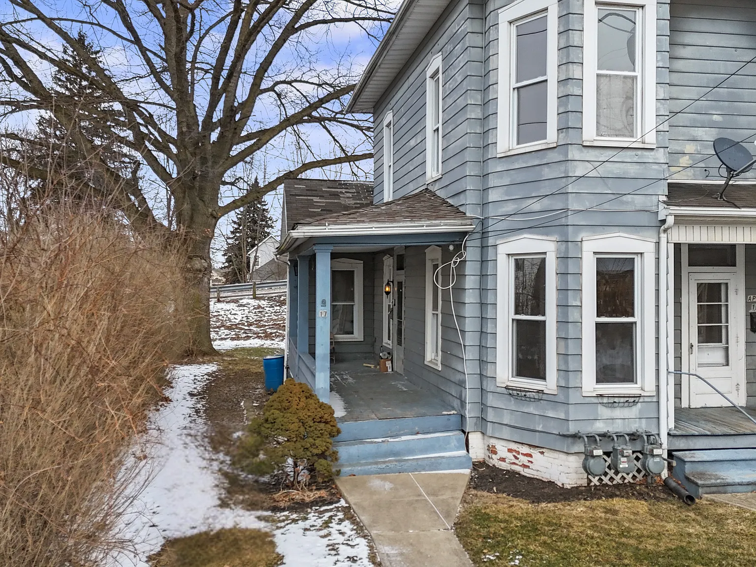 2 bed, 775 sqft, $900 — Photo 2