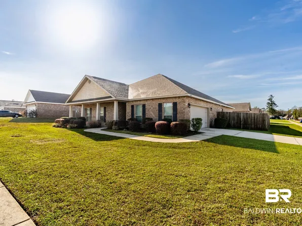 2288 Philsdale Ln E, Semmes, AL 36575