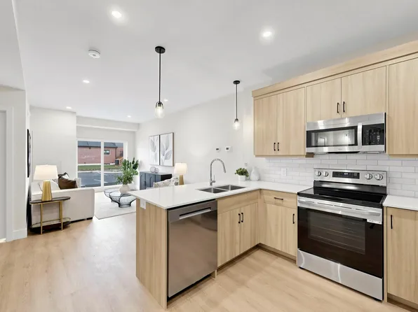 Listowel Gardens, 965 Twamley St W, North Perth, ON N4W 0J5