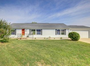 506 W Rhodes St, Thomasboro, IL 61878