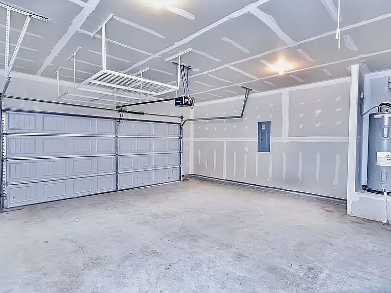 245 Hartwood Lake Ln — Photo 21