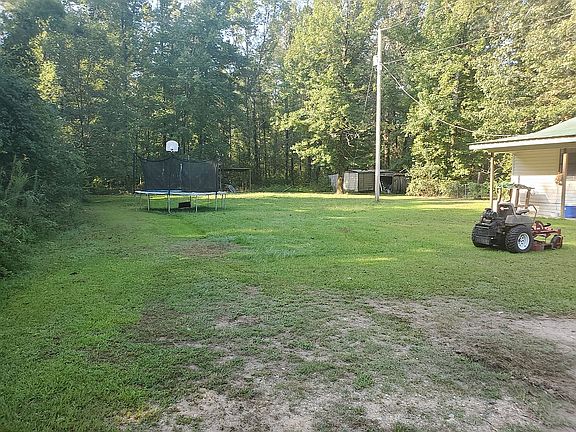 5th image of 150 Ashley Road 948