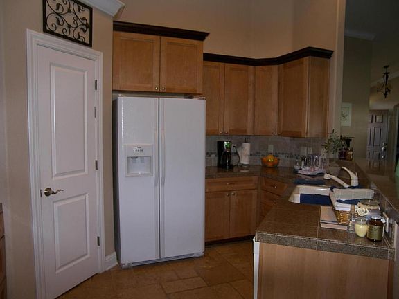 5th image of 1112 Hope Ln