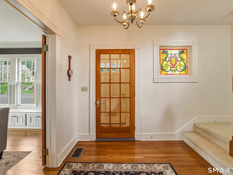 276 S Main St — Photo 18