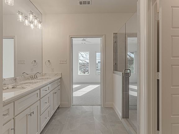4th image of 340 Nursery Ln