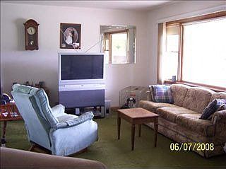 4th image of 57728 Rivercrest Dr