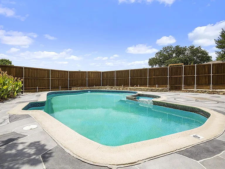 2704 Regal Rd — Photo 21