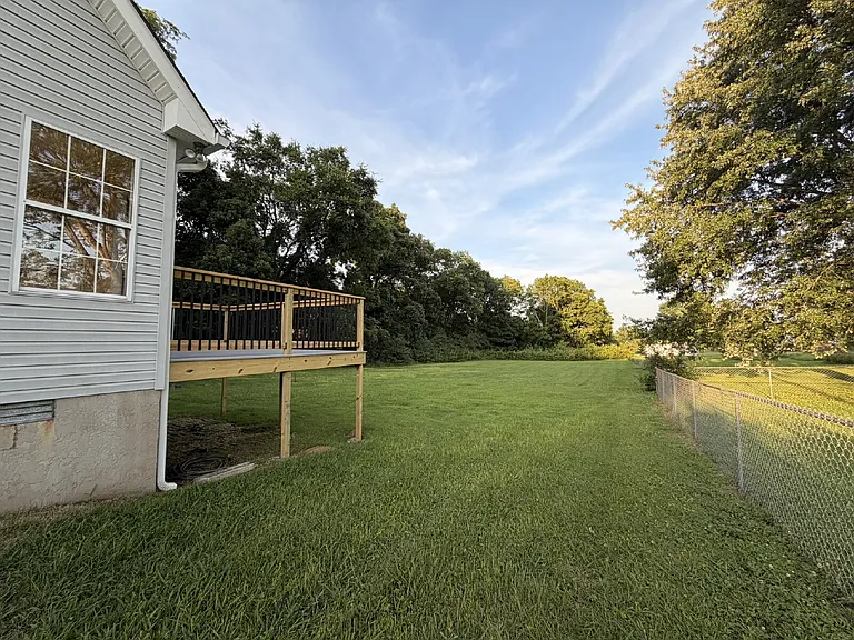 1306 Green Forest Dr — Photo 24