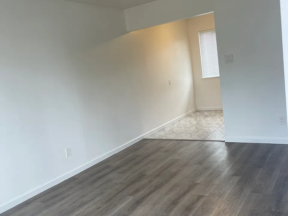 683 Memorial Way #6