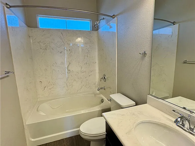 6049 Thistle Meadow Ave — Photo 18