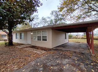 16 E Adams Dr, Cahokia, IL 62206