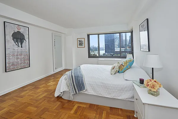 Sold by Brown Harris Stevens | media 4