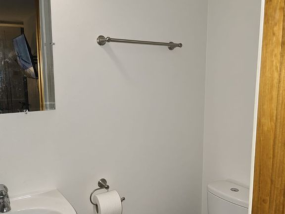 5th image of 2801 Kilgore Ave