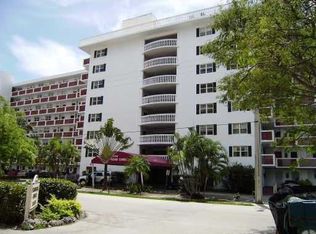 3660 NE 166th St APT 407, North Miami Beach, FL 33160