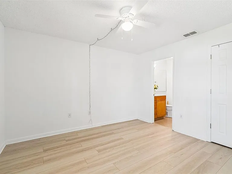 10100 Sailwinds Blvd N #202 — Photo 20