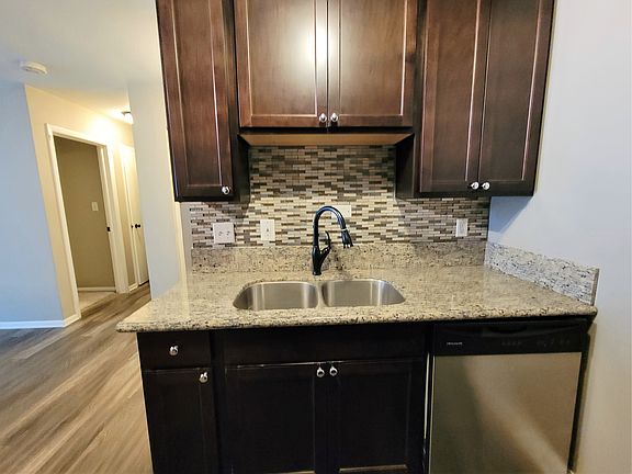 4th image of 441 Lynnhurst Ave W #3kgxj124c