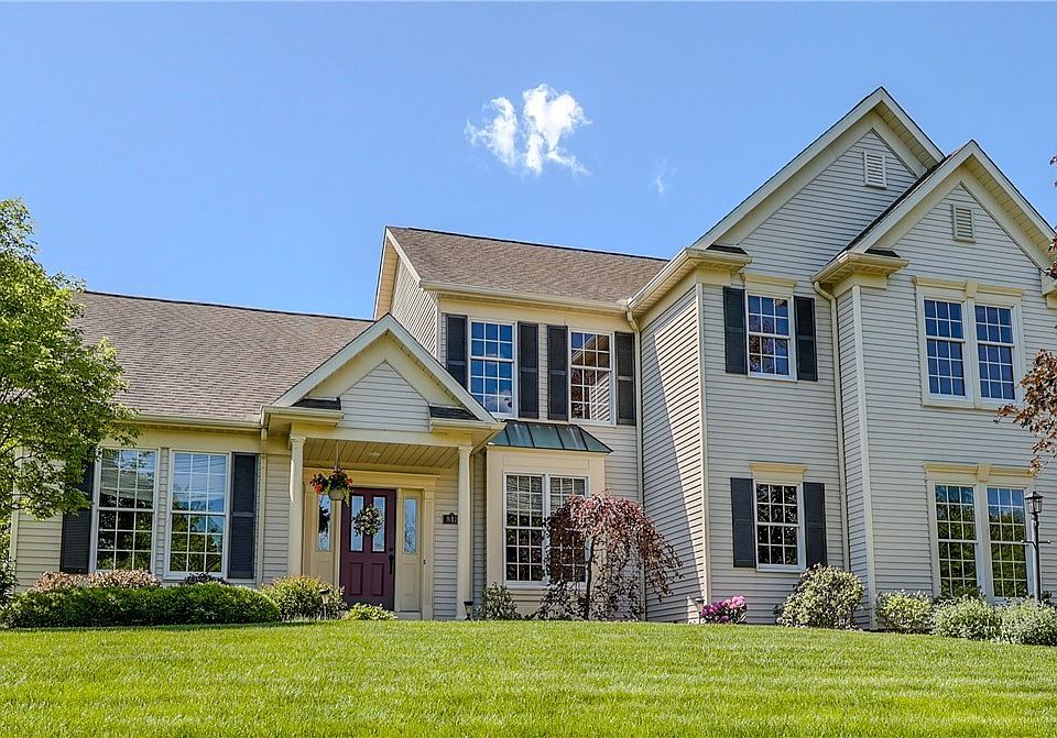 1st image of 842 Westwood Dr