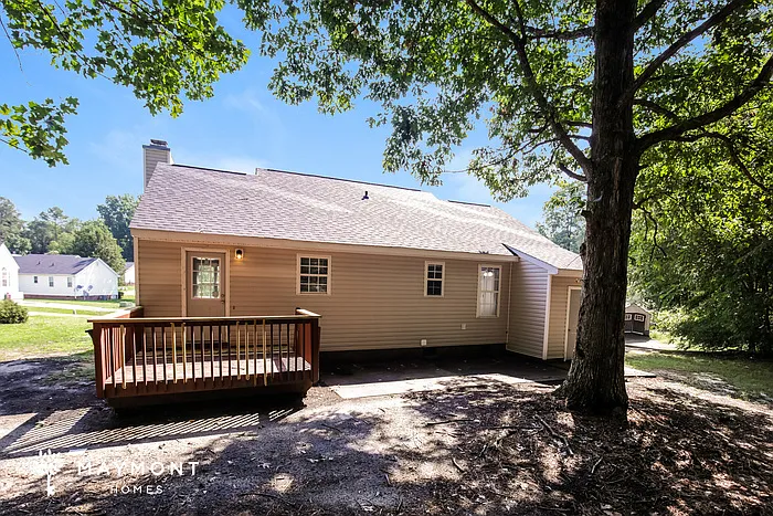 1215 Liriope Ln — Photo 14